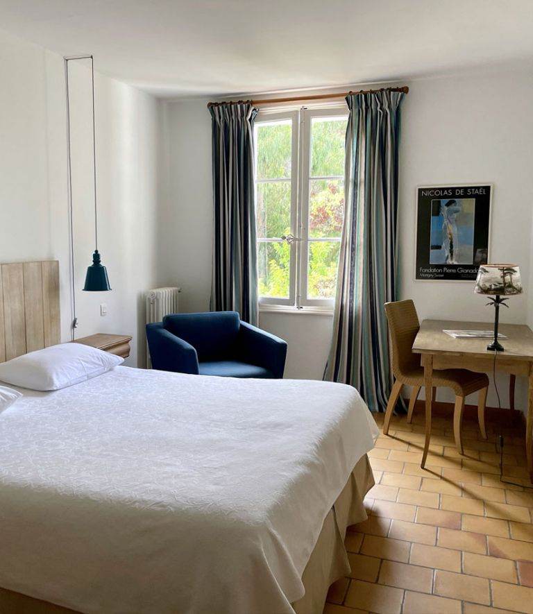 chambres-douche-1-min2-1-768x885
